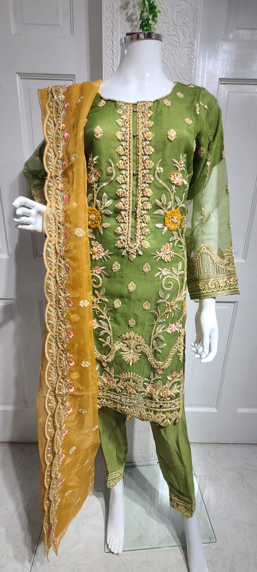MEHNDI COLLECTION 2024 PRE MULTI MIRROR SHIRT WITH PLAZZO