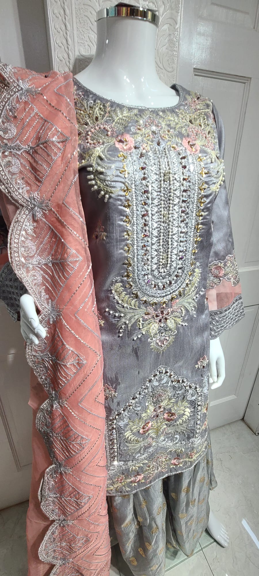 Party Wear By Gulkari Styles