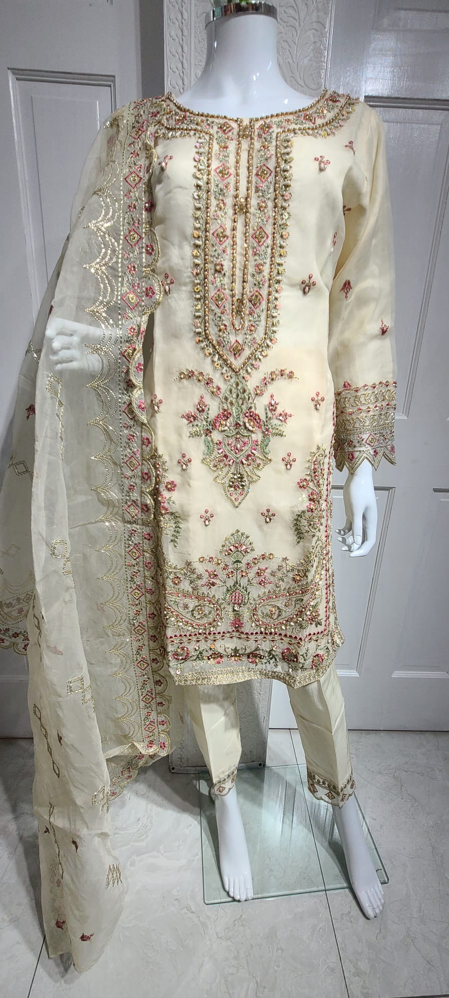 Party Wear By Gulkari Styles